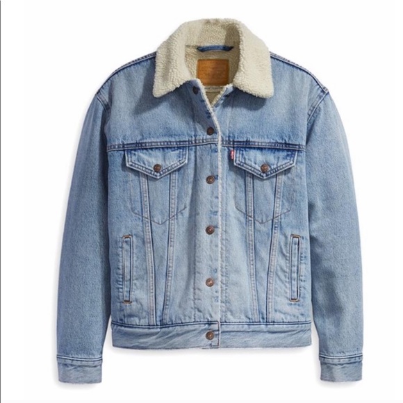 NWT Ex-Boyfriend Sherpa Trucker Jacket Light Wash - Picture 6 of 16